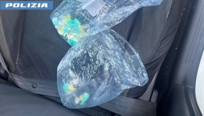 Cocaina in auto, Catania