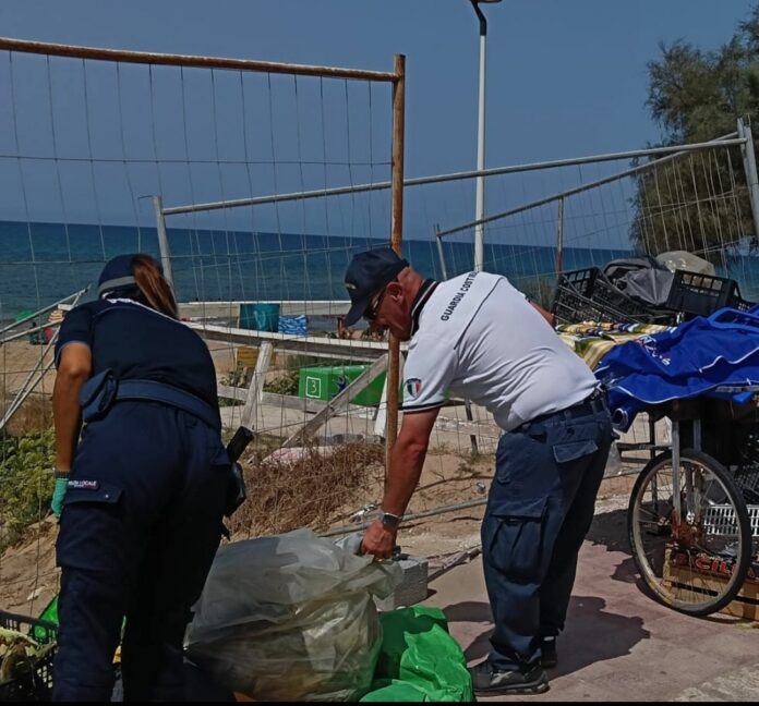 Guardia Costiera, bivacco a Scoglitti