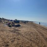 La spiaggia ripulita, Ispica