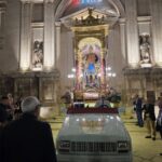 L’avvio della processione della domenica 2026