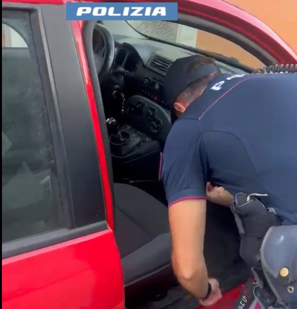 Droga in auto, Polizia Catania
