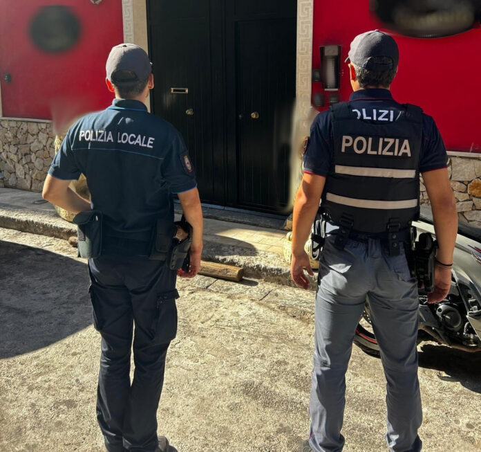 Controlli antiabusivismo, Polizia