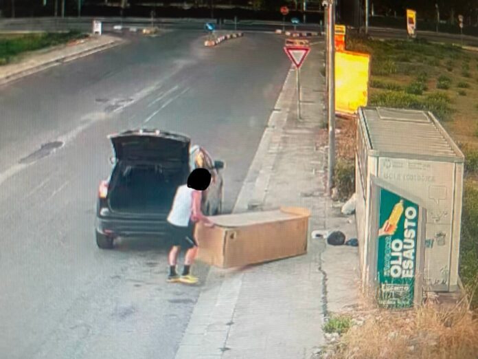 Comiso, rifiuti 2