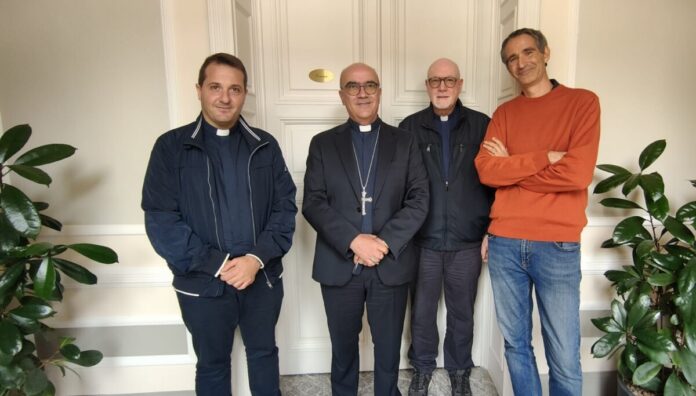 Don Filippo Bella, Vescovo, Don Gianni Corallo, Vincenzo La Monica