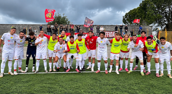 Football club Vittoria, 18 ottobre 26
