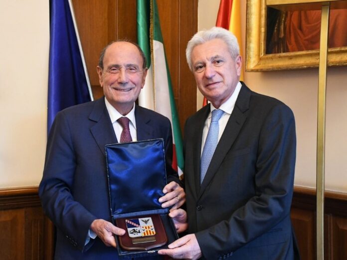 Schifani e Vardè